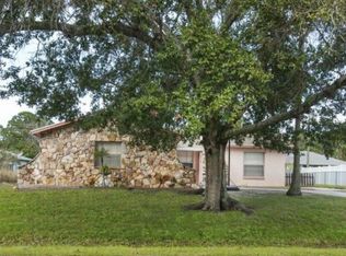 926 Flamingo Ave, Sebastian, FL 32958