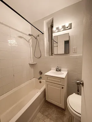 Rented by Highline Residential | media 10