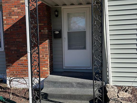 5th image of 2100 Clays Mill Rd