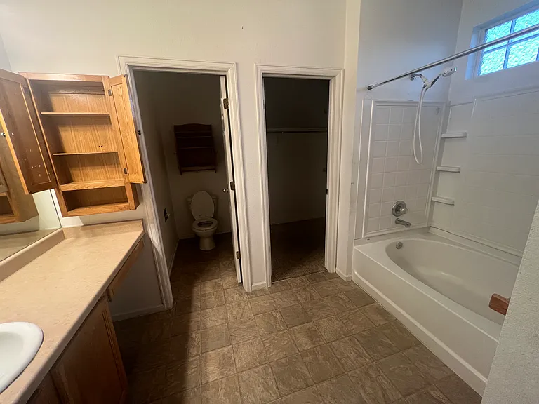 18521 E Harvard Dr — Photo 8