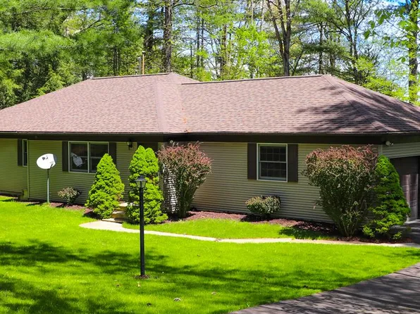 43 Hemlock Ln, Painted Post, NY 14870