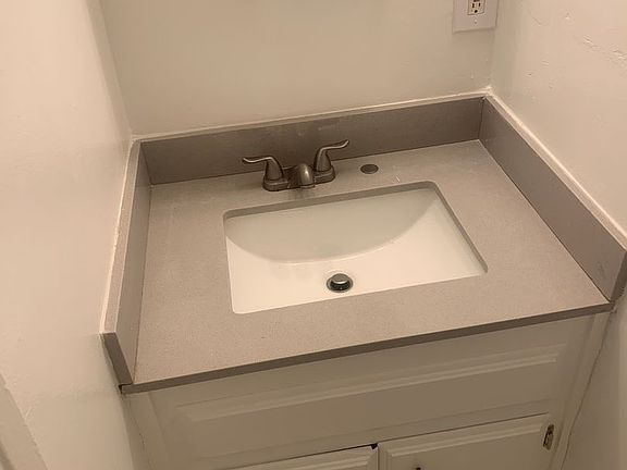 4th image of 4308 Tierra Verde St APT C