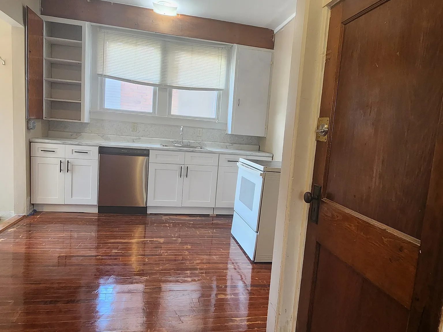 414 Perrin Street — Photo 4