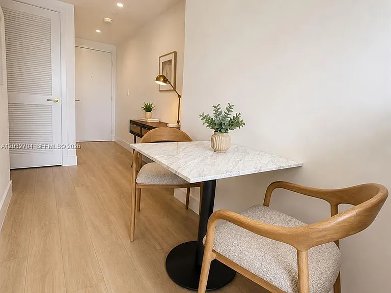90 NE 32nd St #926 — Photo 3