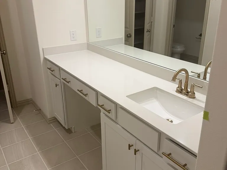 Master bathroom pic 2