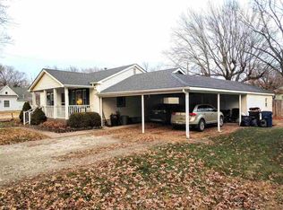 224 N Locust St, Whitewater, KS 67154