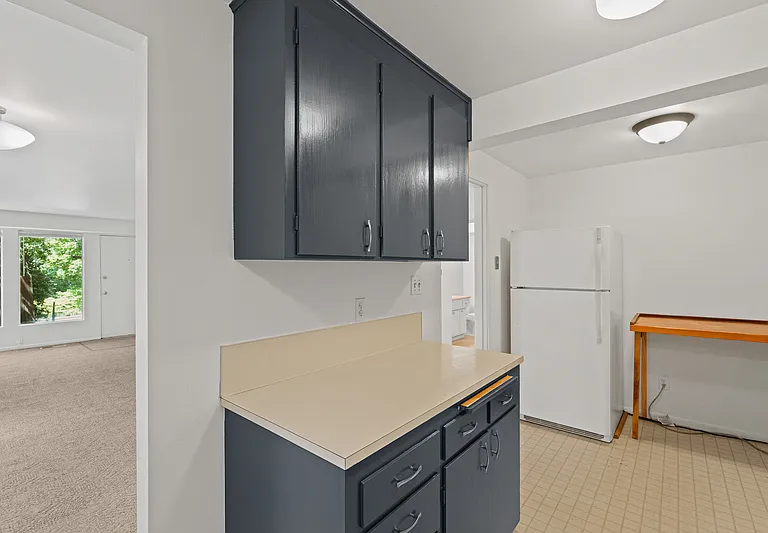 5044 Sand Point Way NE — Photo 10