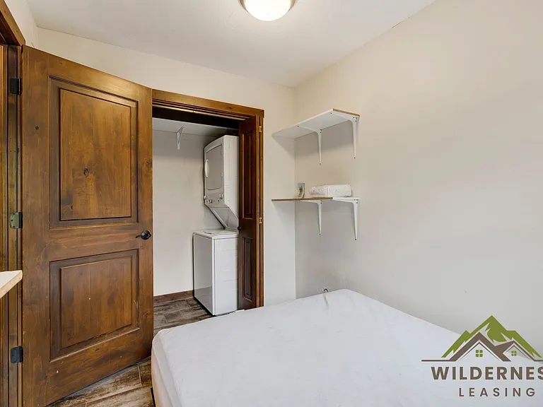 6748 Ryan Gulch Rd — Photo 8
