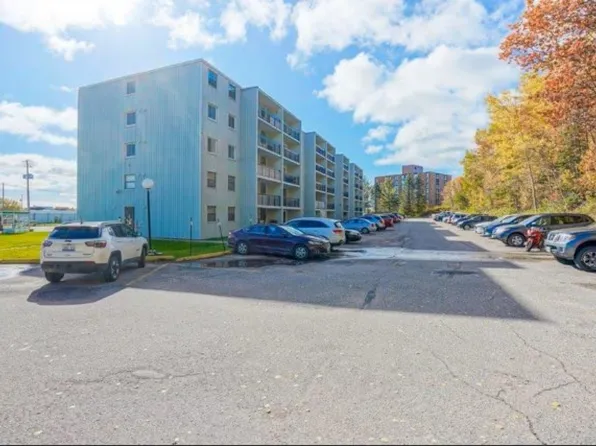 652 Macdonald Ave #209, Sault Ste. Marie, ON P6B 5W4