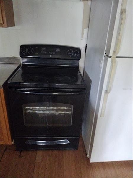 1st image of 9124 SE 141st Ln