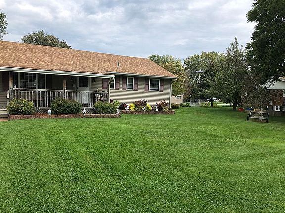 Front Yard Facing West
