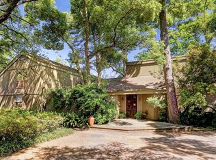 10814 Hunters Forest Dr, Houston, TX 77024