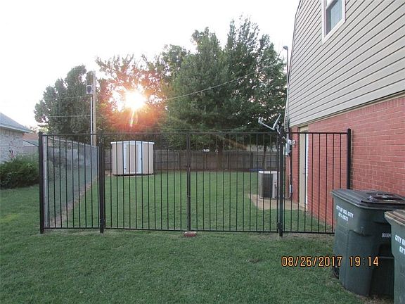 2nd image of 4837 Del Aire Dr