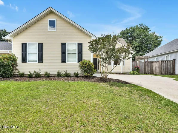 279 Coralstone Court, Leland, NC 28451