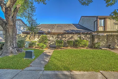 12510 Newbrook Dr #223 Photo 1