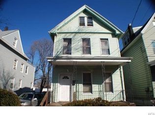 215 S 12th Ave, Mount Vernon, NY 10550