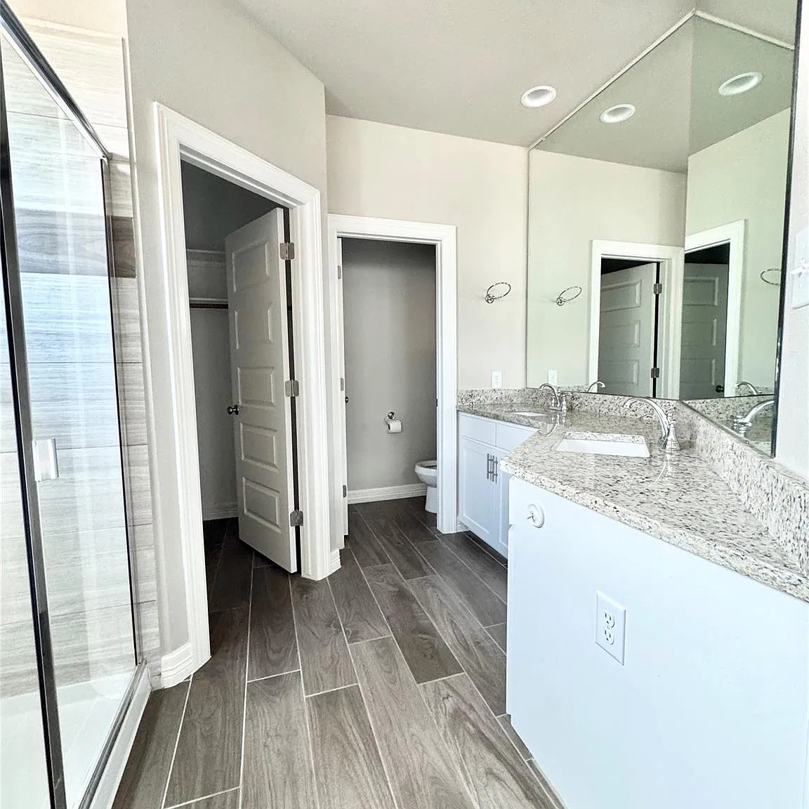 3 bed, 2.0 bath, 1528 sqft, $1,700 — Photo 4