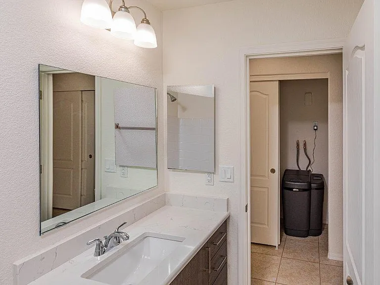 2094 Swanson Ave #E102 — Photo 6
