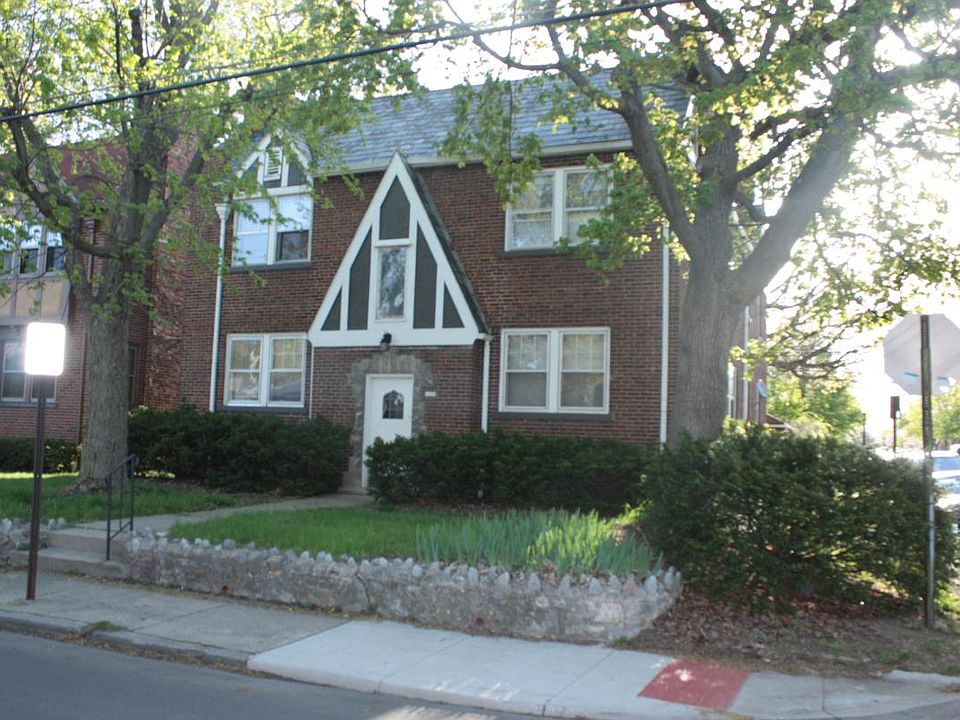 1st image of 3108 Indianola Ave APT 4