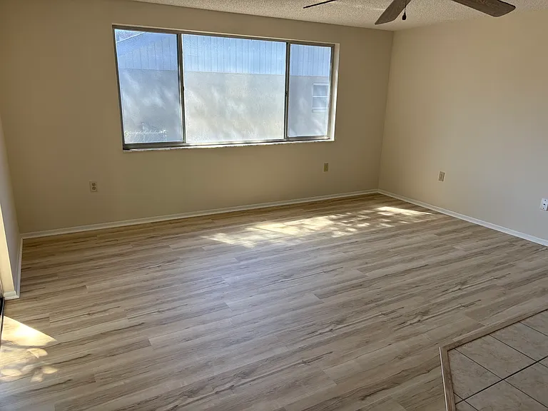 12406 Paddock Ln — Photo 13