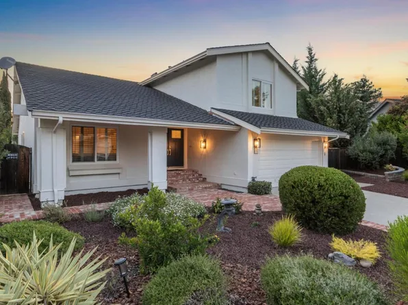 733 Grimswood Ct, San Jose, CA 95120