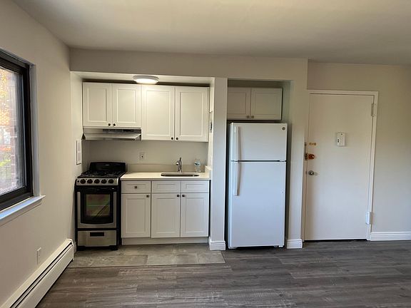 2nd image of 105-111 N Kensico Ave #2A