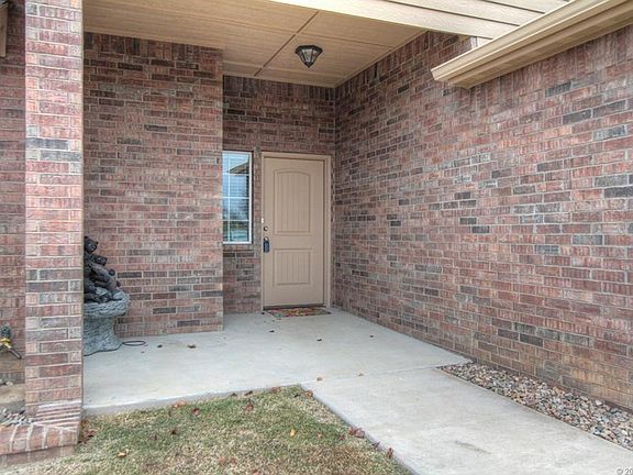 2nd image of 6975 Olind Dr