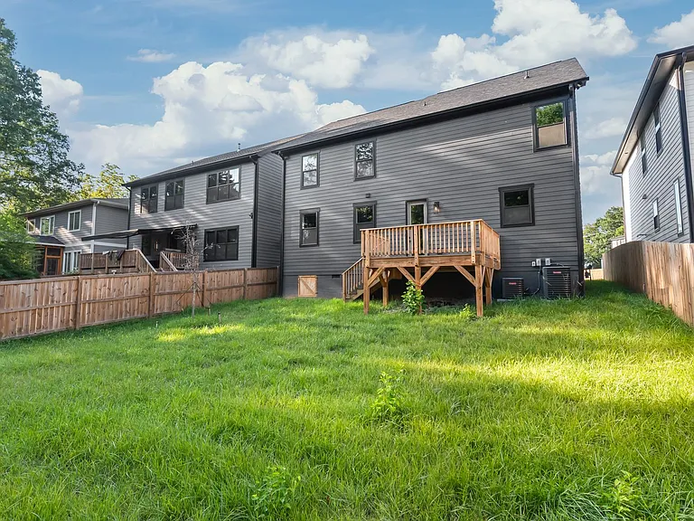 3905 Plainview Rd — Photo 51