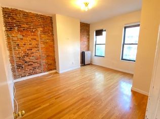 305 Huntington Ave #2C, Boston, MA 02115