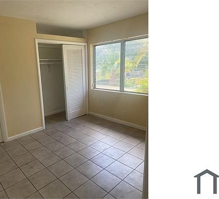 4th image of 310 W Blue Heron Blvd