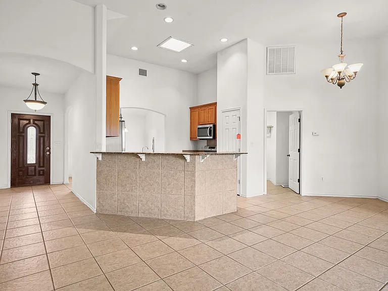 725 Cimarron Sq — Photo 18