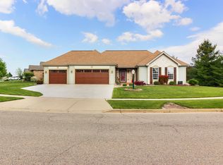 2100 Stonegate Rd, Burlington, WI 53105