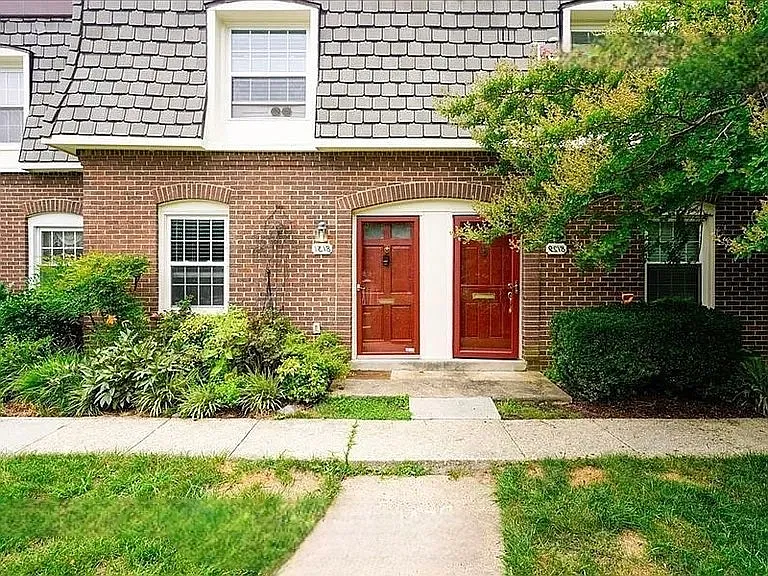 8145 Kingsway Ct #MAIN — Photo 1
