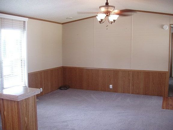 2nd image of 301 Stonewood Dr