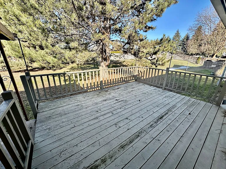 11409 N Guinevere Dr — Photo 24