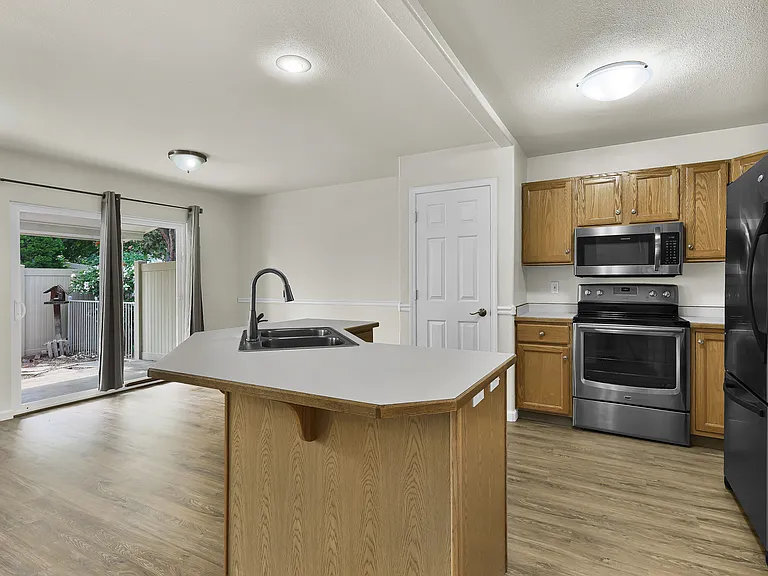 8076 W San Fernando Ct — Photo 9