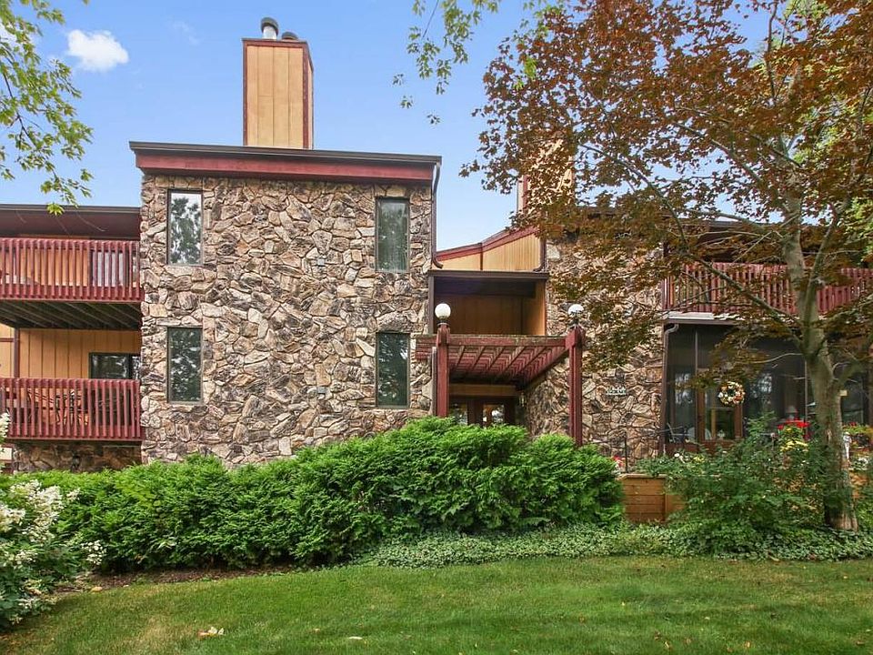 1st image of 852 Kendall Ln #5J