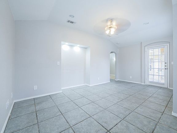 2nd image of 4011 Firethorn Dr