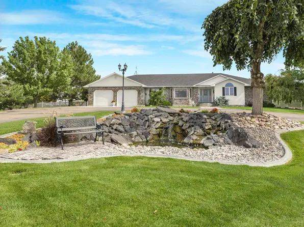 2609 Lakeview Rd, American Falls, ID 83211