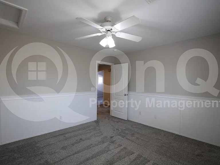 27807 N 59th Dr — Photo 10