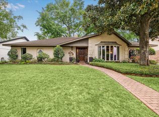 10607 Riverview Dr, Houston, TX 77042