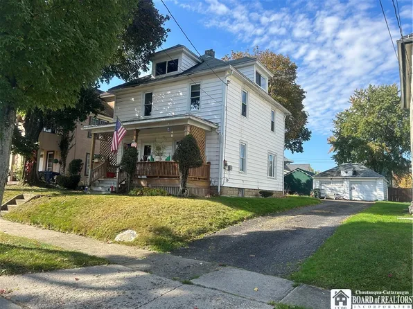 74 Colfax St, Jamestown, NY 14701