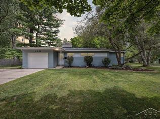 805 W Meadowbrook Dr, Midland, MI