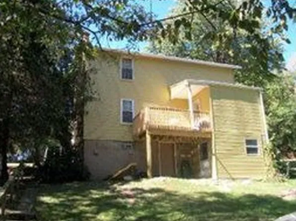 113 Schars Ln, Pittsburgh, PA 15237