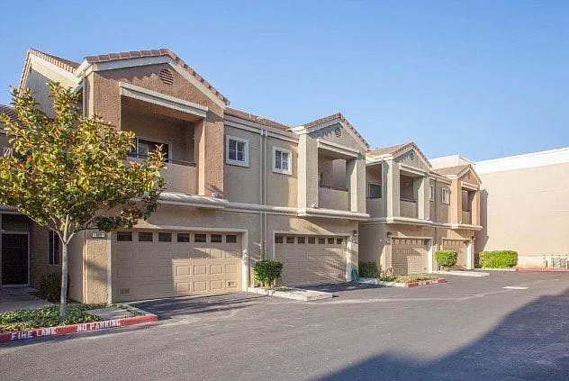 721 Star Jasmine Court — Photo 1