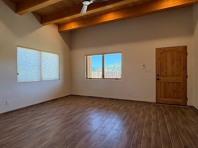 323 Espinoza Rd — Photo 4