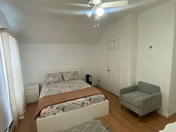 2nd image of 7 Garfield Ave #5