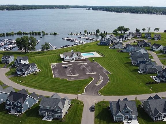 3rd image of 2730 Harbor COURT