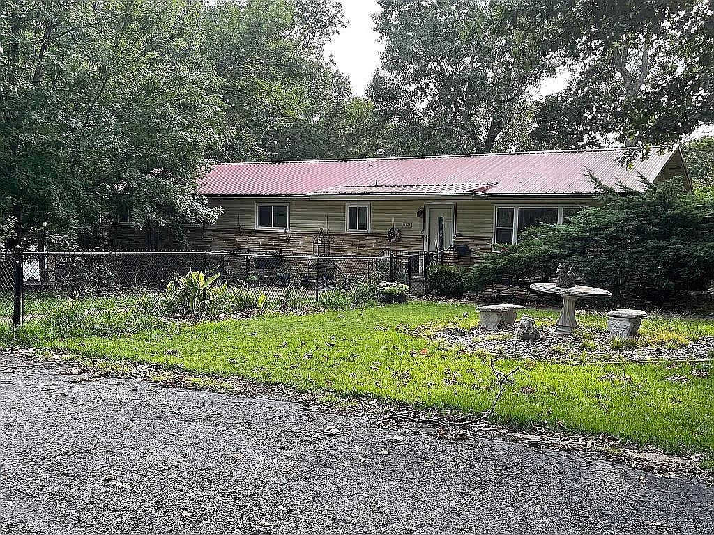 1126 S Business Highway 49, Neosho, MO 64850 MLS 2452059 Zillow