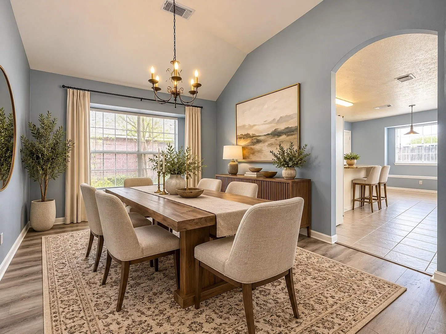 3 bed, 4.0 bath, 1583 sqft, $2,000 — Photo 4